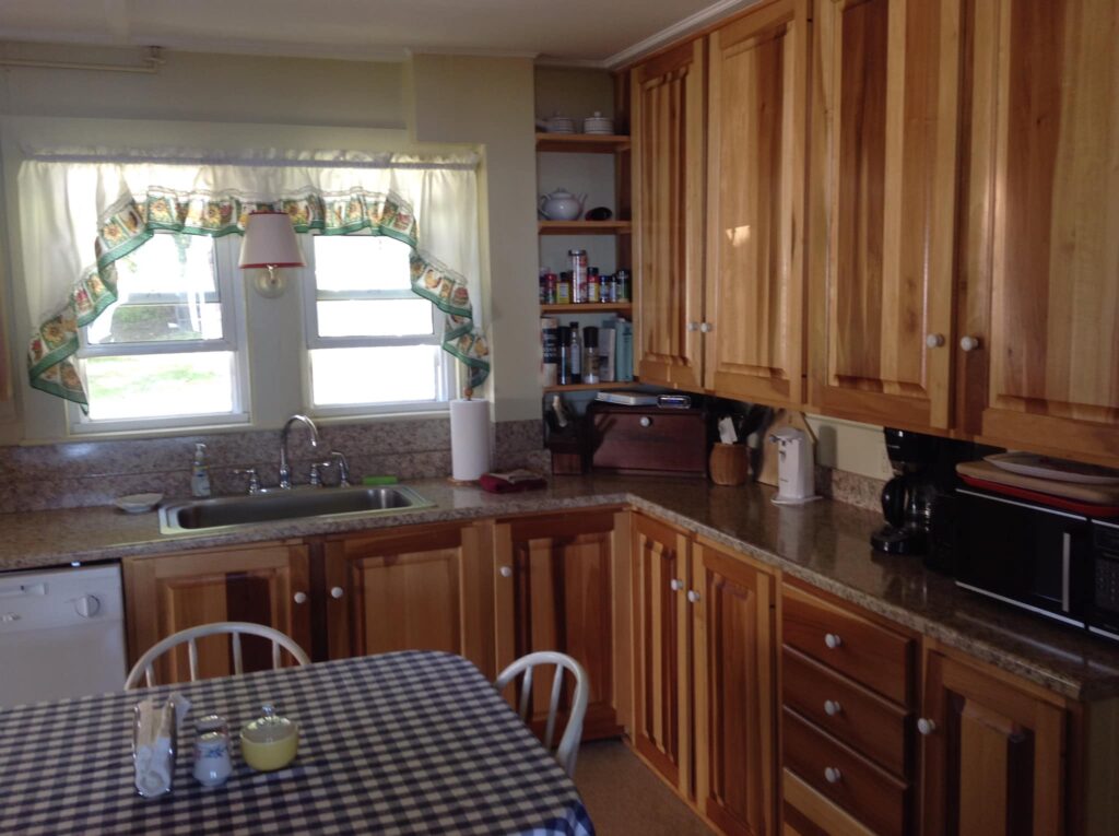 Owls Head Seasonal Rental (Holiday Beach Rd) Jimmy's Coast Real