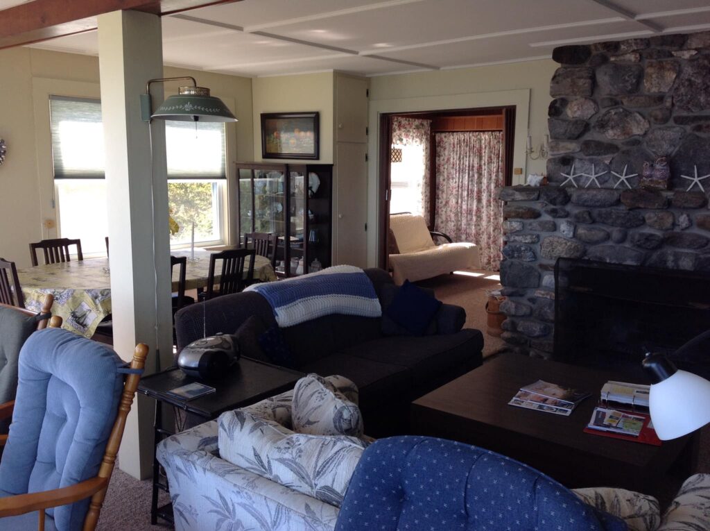 Owls Head Seasonal Rental (Holiday Beach Rd) Jimmy's Coast Real